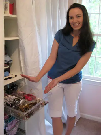 katie-bower-closet-crashen