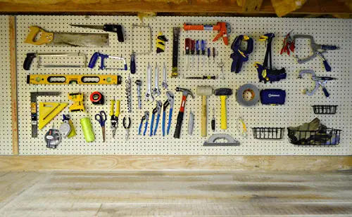 BaseTwo 3 Pegboard concluído