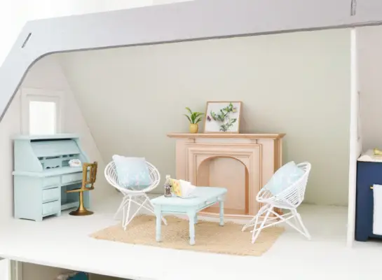 Habitació de les nenes Casa de nines a la planta superior Sala d'estar2