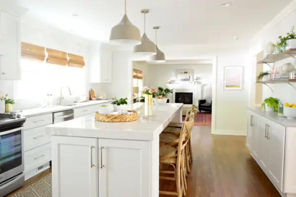 witte-keuken-renovatie-laatste-van-garagedeur