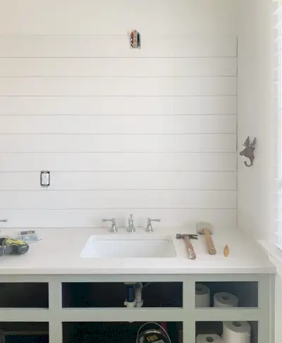 Kinderhal Badkamer Shiplap Progress