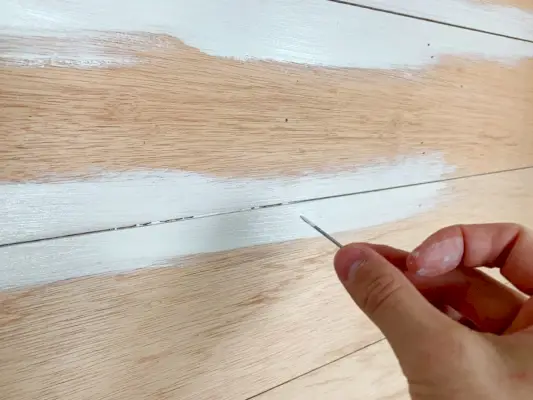 Keuken Shiplap Backsplash Verf in scheuren schrapen