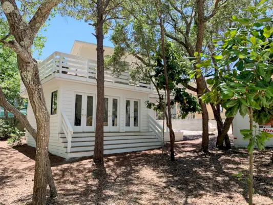 Florida huis buitenkant na mei slaapkamer zijkant volledige hoek