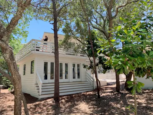 Florida huis buitenkant na mei slaapkamer kant volledige hoek Sherry huisvrouwen