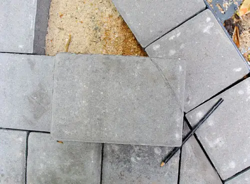 Patio Cut Stone gemarkeerd
