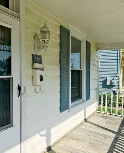 Duplex veranda vóór 113 aan de zijkant