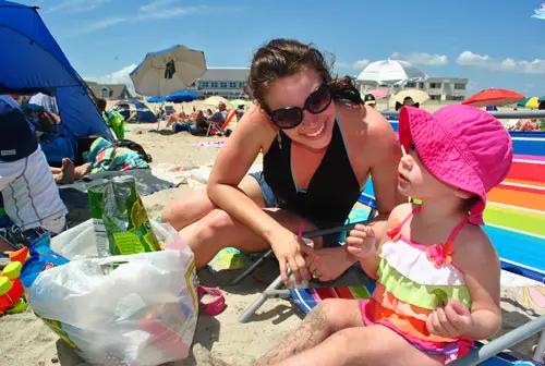 Gedenkteken Mama Clara Beach