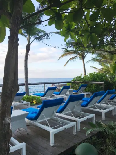 Puerto Rico Condado Vanderbilt Hotel Blue Chaise bij Sunet
