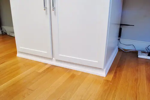 Trim na geruïneerd door draden