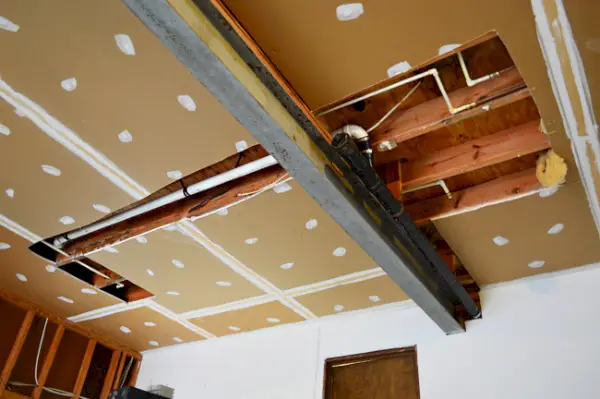Demo Loodgieterswerk Garageplafond