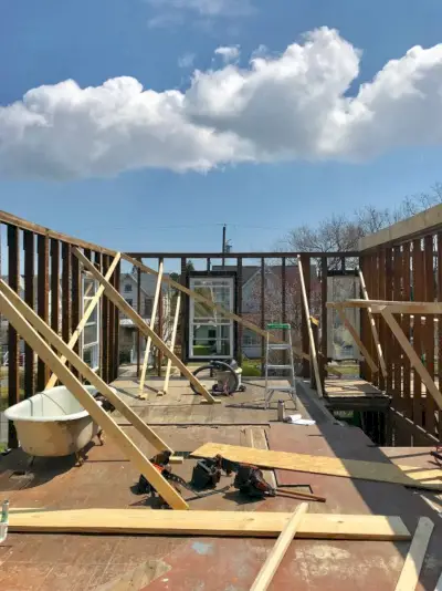 السحب التجريبي المزدوج في السماء