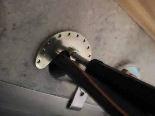 Nieuwe spoelbakbevestigingsmoer