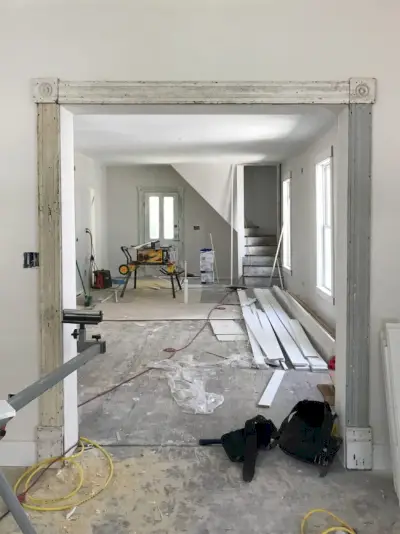 Beach House Trim beneden vanuit de woonkamer