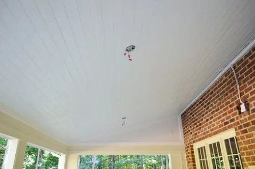 Trim 10 plafond na kalefateren