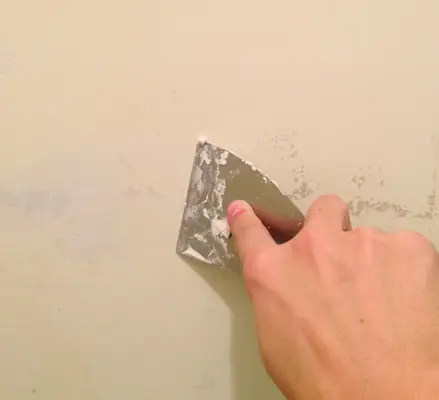 Spackling Geschilde Verfpleisters Met Een Plamuurmes