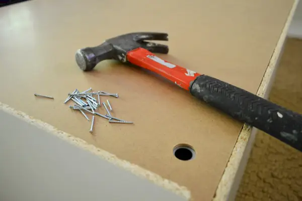 Upprs Monteer 2 spijkers