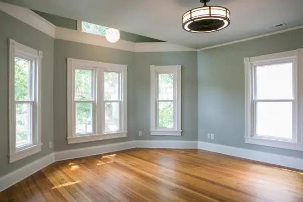 تحطم منزل غرفة نوم بلمونت بعد