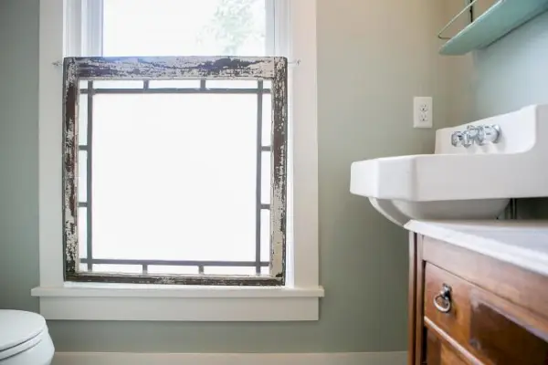 تفاصيل حمام منزل تحطم بلمونت بعد