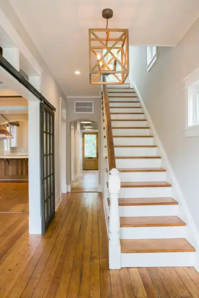 تحطم منزل بلمونت بهو بعد