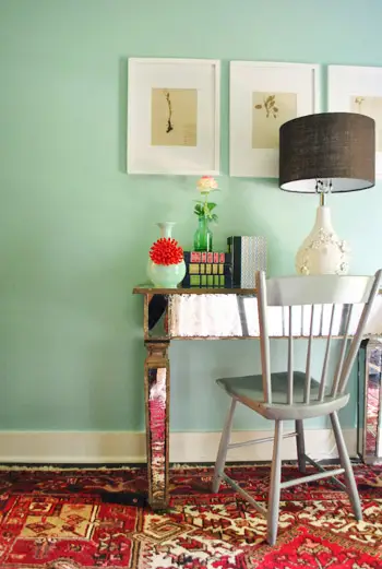 줄리 15 게스트 침실