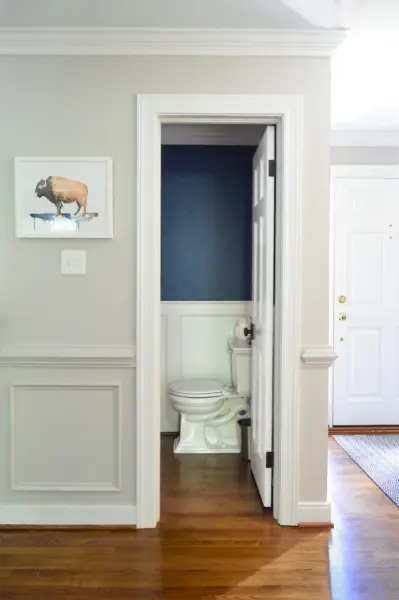 HouseCrash Statige Powder Room Scallop Wallpaper1500