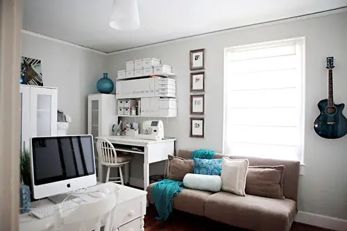 Jordanian toimisto 8