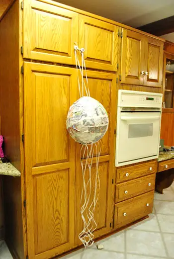 PInata Klaar Voor Weegschalen