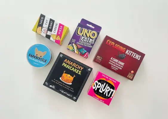 Beste reisbordspellen Splurt Uno Flip Anarchie Pannenkoeken Taco Kat Geitenkaas Pizza Barkboozled Exploding Kittens