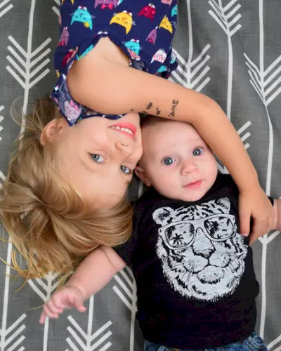 Теди и Клара