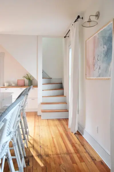 Beach House Update trap met nieuwe kunst