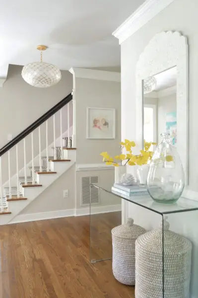 neutrale foyer beachy capiz licht gingkoblad