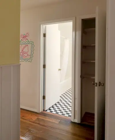 Florida vóór hal met badkamer