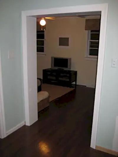 Pirmā māja Jauni stāvi Pēc