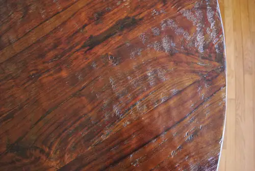 Dpöytä suoraan alaspäin