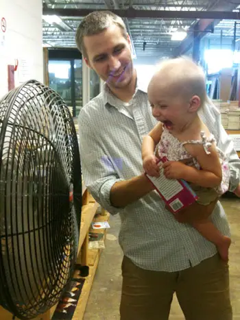 6 Dollar Clara en Fan