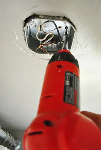 BathLight 9 Odskrutkovanie Old