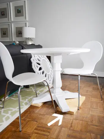 HGTV Asztal Fahasábokon