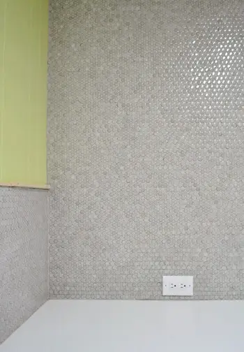 الجص بعد الزاوية العمودية