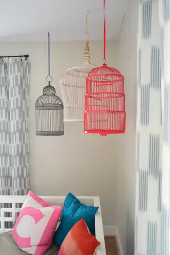 Vogelkooien niet boven bed2