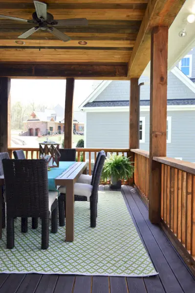 SHOPorche trasero al aire libre