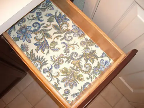 RR Kúpeľňa po poličke