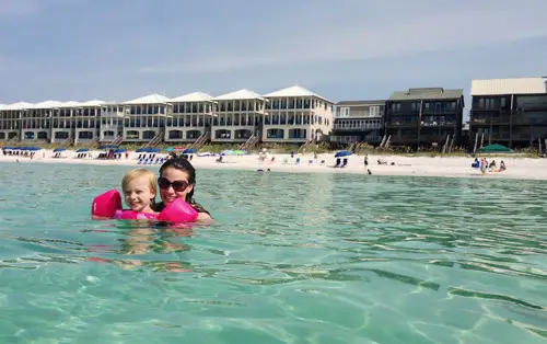 Destin in het water
