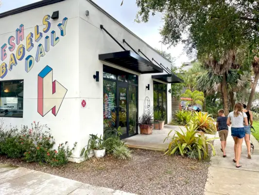 Petes Bagels Buitenkant in Sint-Petersburg, Florida