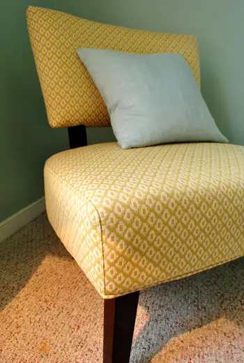 Farah Cave Stolička Close