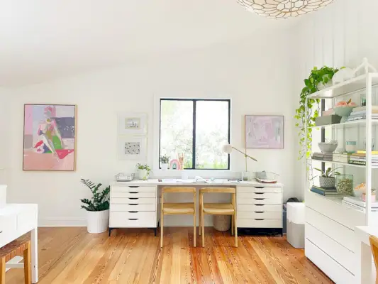 Íróasztal munkaterület Családi szoba széles felvétel