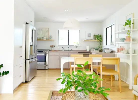 Konyhánk szélesre néző mosogatóablaka