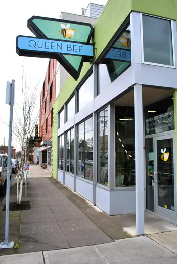 PDX女王蜂サイン