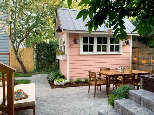 Strandhuis Achtertuin Van Buitendouche Met Bubbelbad