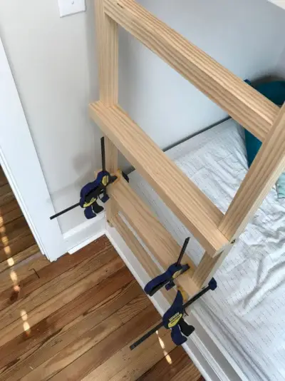laddersporten dikker maken door nog een lat van 2x2