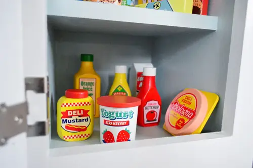Koelkast na binnenyoghurt